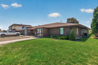 13784-13800 83rd Way N, Maple Grove, MN for lease Interior Photo- Image 2 of 41