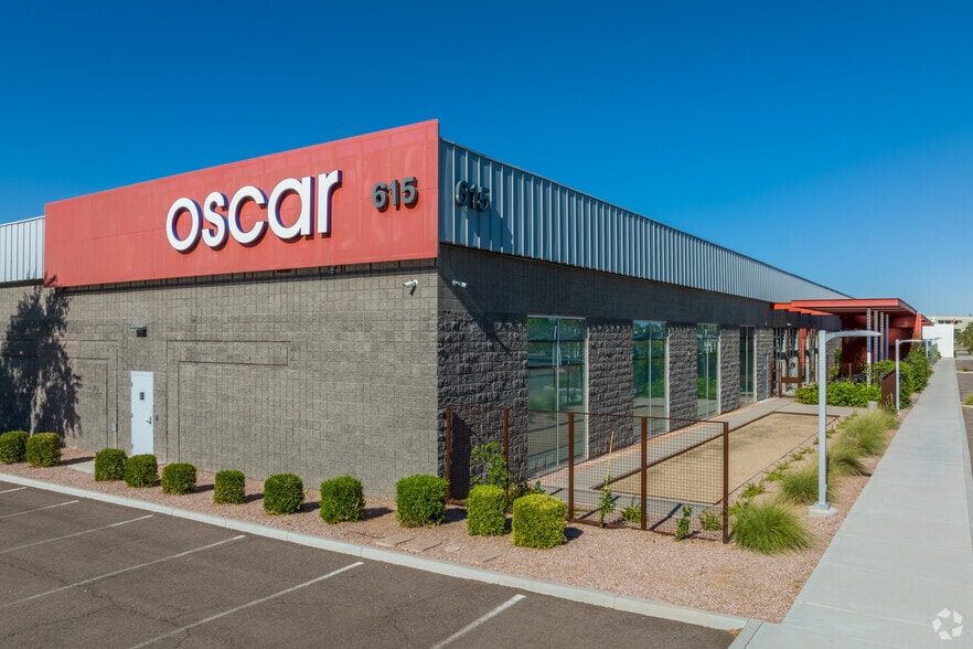 615 S River Dr, Tempe, AZ for lease - Building Photo - Image 1 of 15