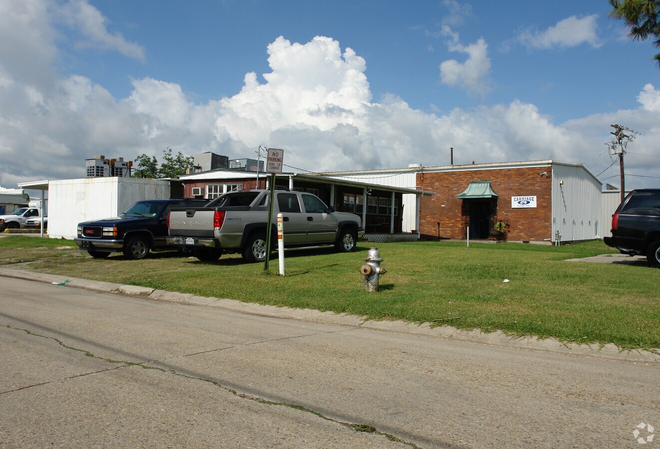 2439 Delaware Ave, Kenner, LA 70062
