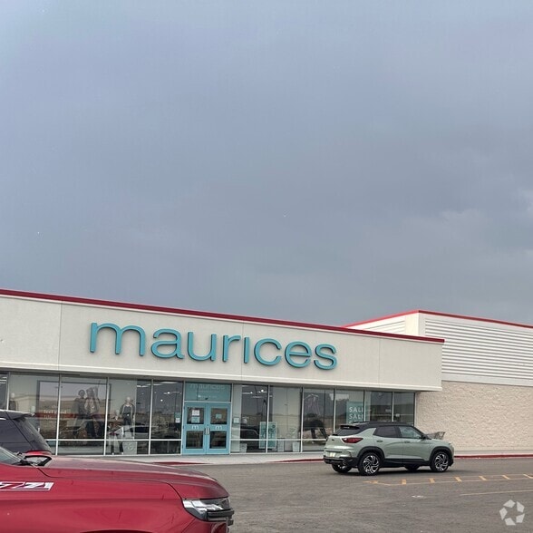 700 11th St SW, Spencer, IA for lease - Building Photo - Image 2 of 3