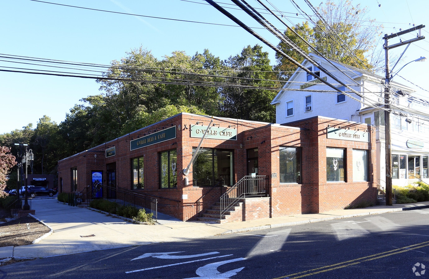 17 Glenville St, Greenwich, CT 06831