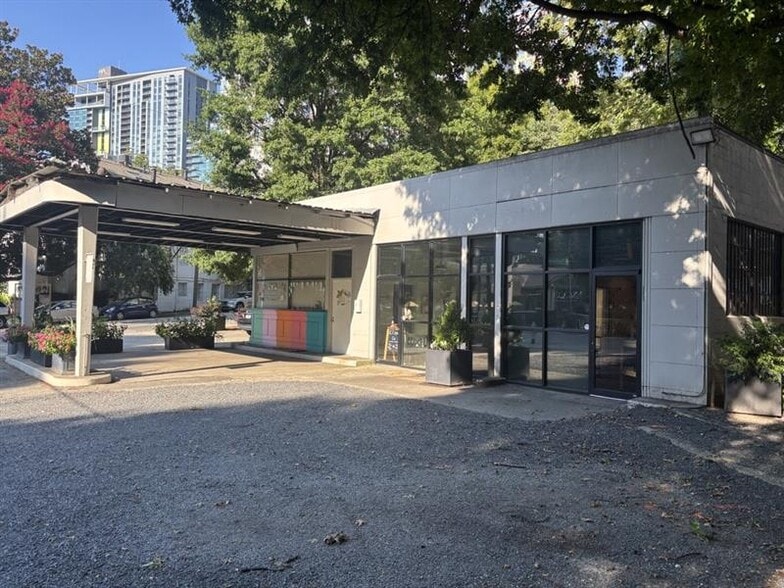1086 NE Piedmont Ave, Atlanta, GA for lease - Building Photo - Image 2 of 7