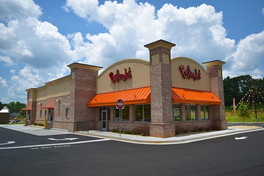 102 W Perennial Dr, Temple, GA for sale - Primary Photo - Image 1 of 1