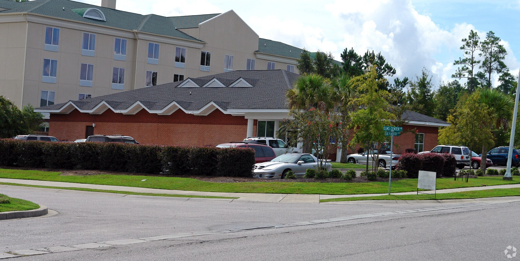 2683 Elms Plantation Blvd, North Charleston, SC 29406