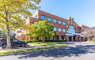 Crossroads I - Serviced Office