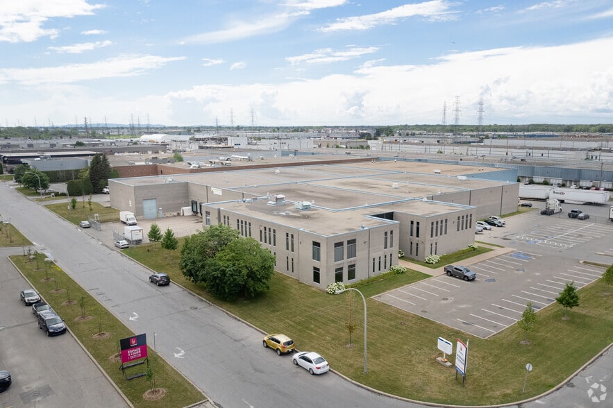 3440 Av Francis-Hughes, Laval, QC for lease - Aerial - Image 2 of 3