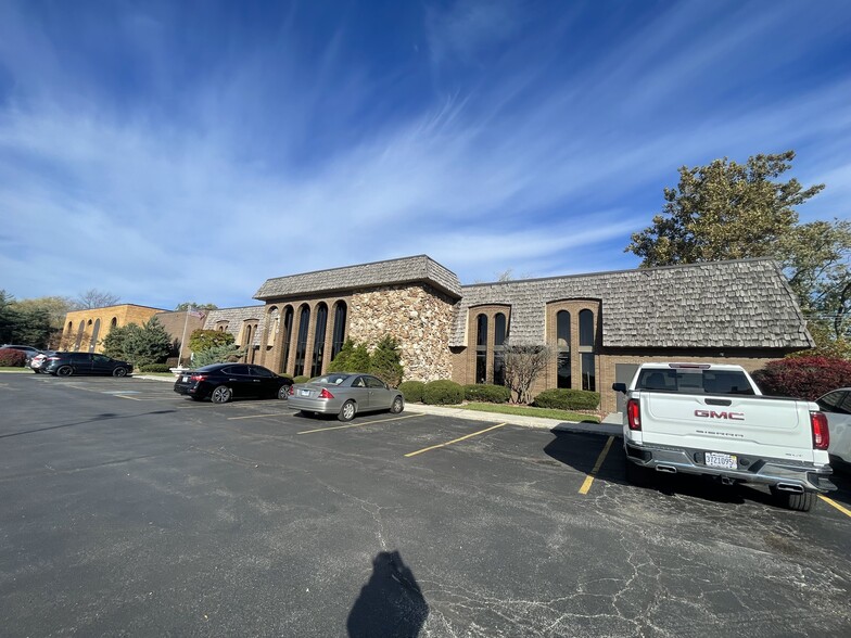 6420 W 127th St, Palos Heights, IL for lease - Building Photo - Image 3 of 17