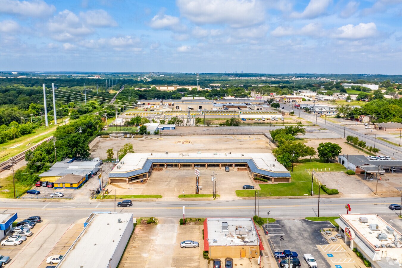 138 S Bowen Rd, Arlington, TX 76012 Sprinklered Light Industrial