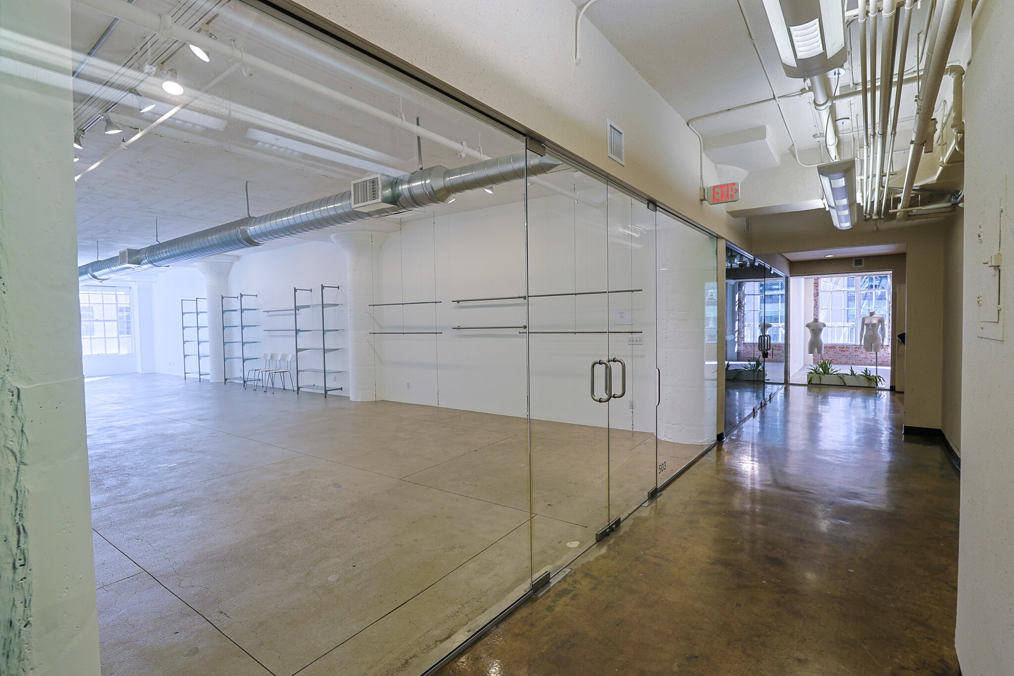 127 E 9th St, Los Angeles, CA for lease Interior Photo- Image 1 of 8