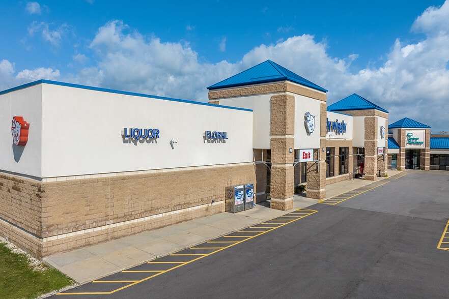 Essential Business Investment portfolio of 4 properties for sale on LoopNet.com - Building Photo - Image 2 of 15