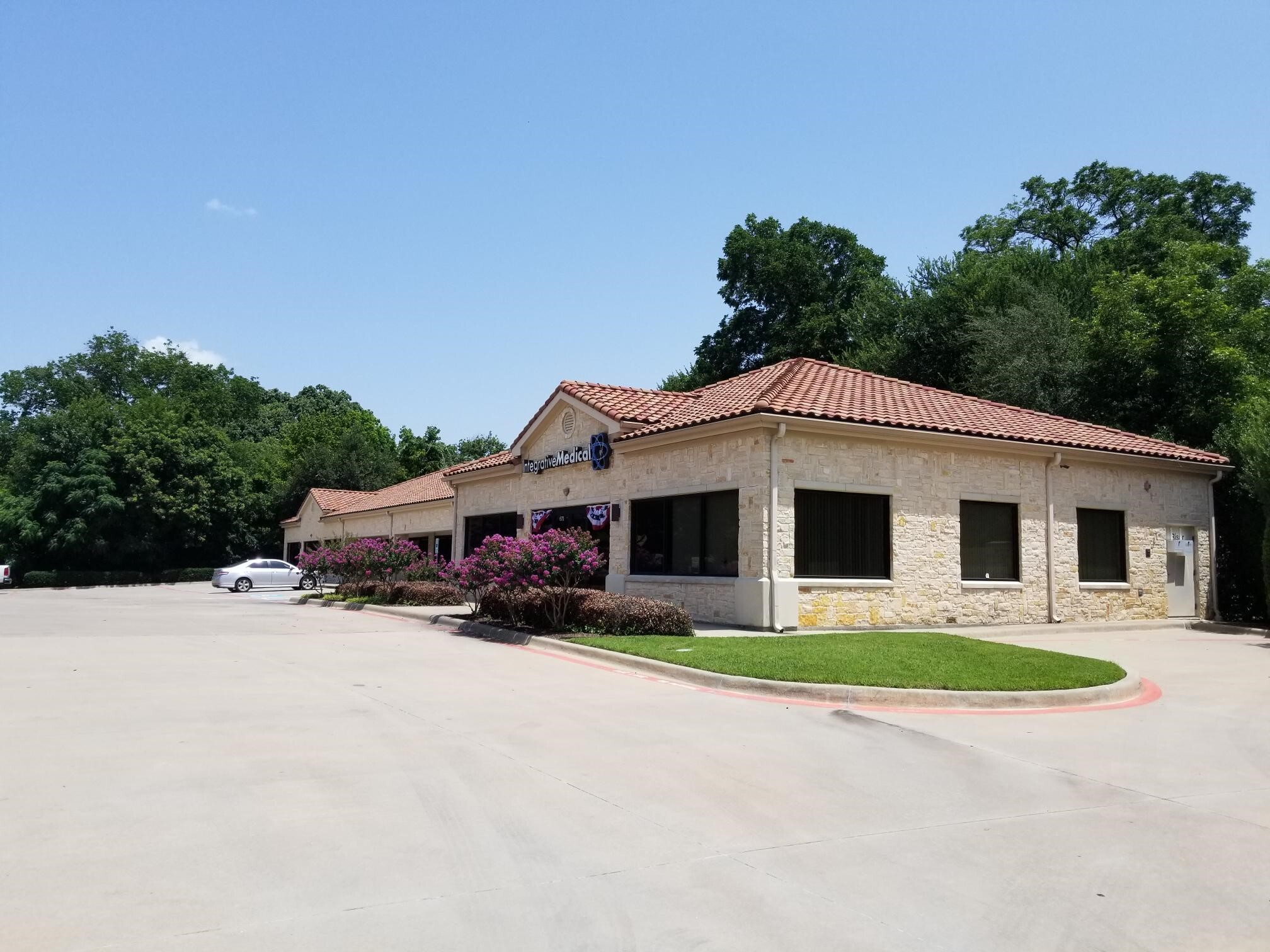 670 N MacArthur Blvd, Coppell, TX for lease Building Photo- Image 1 of 8