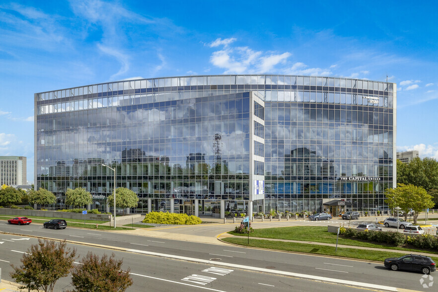 1861 International Dr, Tysons, VA for lease - Building Photo - Image 3 of 20