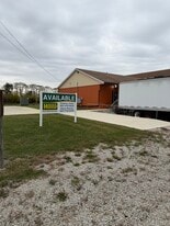 99 Jonesboro Rd, Washington Court House OH - Parking Garage
