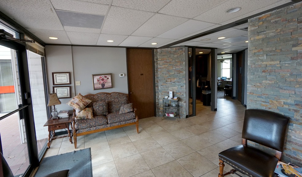 1100 Round Rock Ave, Round Rock, TX for lease - Other - Image 2 of 8