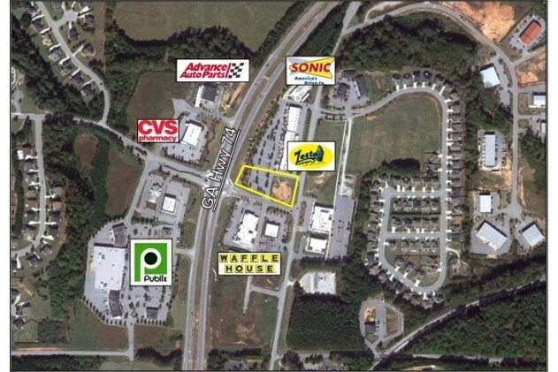 Carriage Oaks Dr, Tyrone, GA for sale Primary Photo- Image 1 of 1