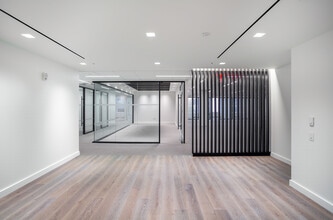 810 Seventh Ave, New York, NY for lease Interior Photo- Image 1 of 7