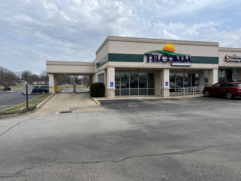 202-338 N Massey Blvd, Nixa, MO for lease - Building Photo - Image 1 of 13