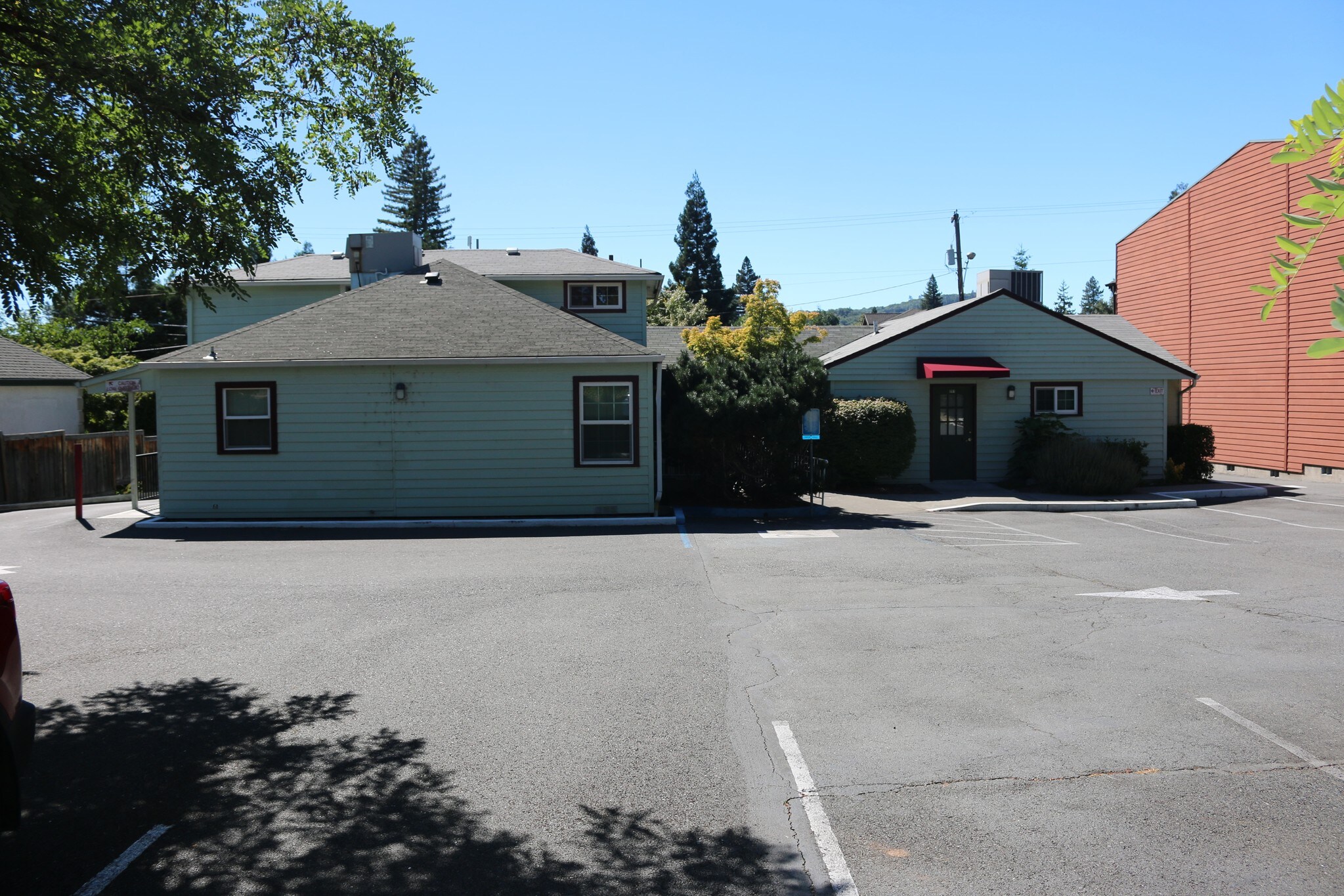 831 NE 7th St, Grants Pass, OR for sale Building Photo- Image 1 of 1
