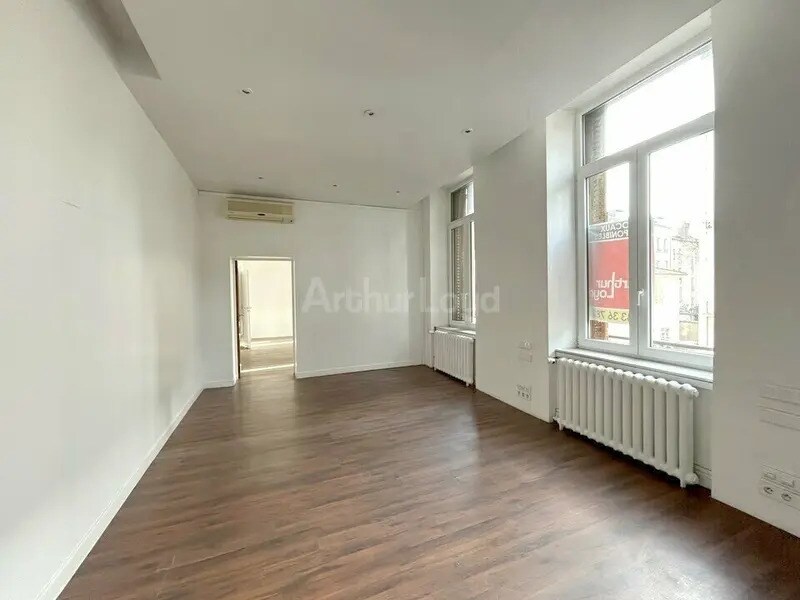 Office in Nancy for lease Building Photo- Image 1 of 11