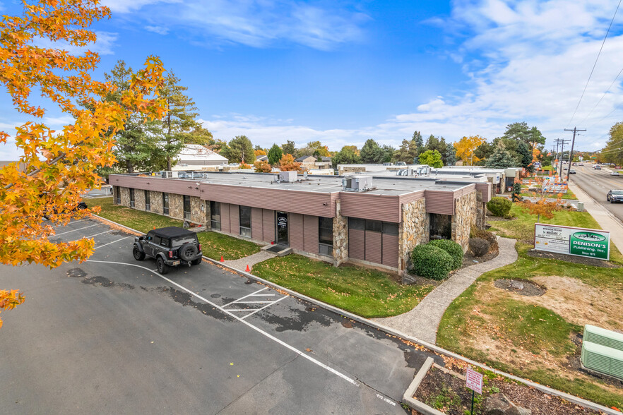 1104 N Cole Rd, Boise, ID for sale - Building Photo - Image 1 of 7