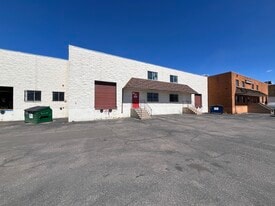 2610 S Raritan Cir, Englewood CO - Warehouse