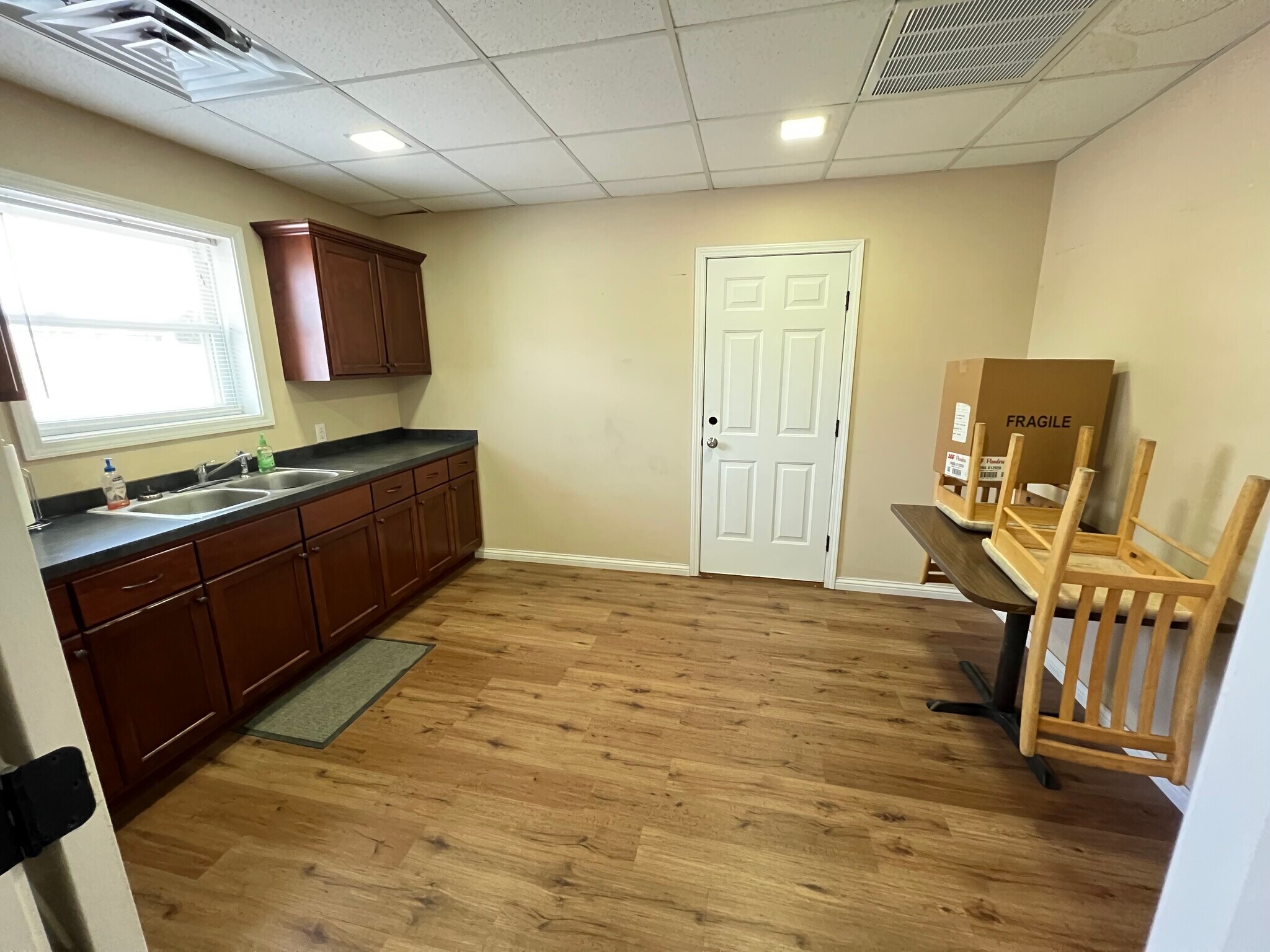 9292 Russell Springs Rd, Russell Springs, KY 42642 Industrial for