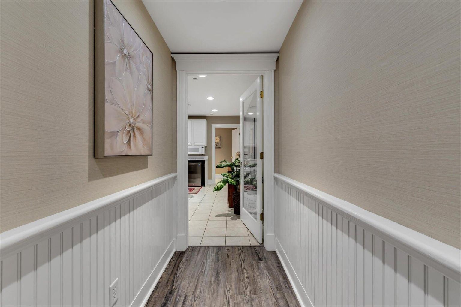 804 Main St, Osterville, MA for sale Interior Photo- Image 1 of 6