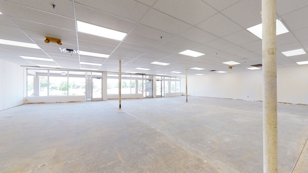 10855 University Ave NE, Blaine, MN for lease - Matterport 3D Scan - Image 3 of 22