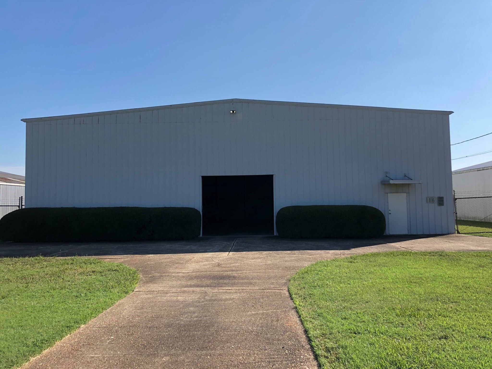 1550 Airport Dr, Shreveport, LA for sale Primary Photo- Image 1 of 1