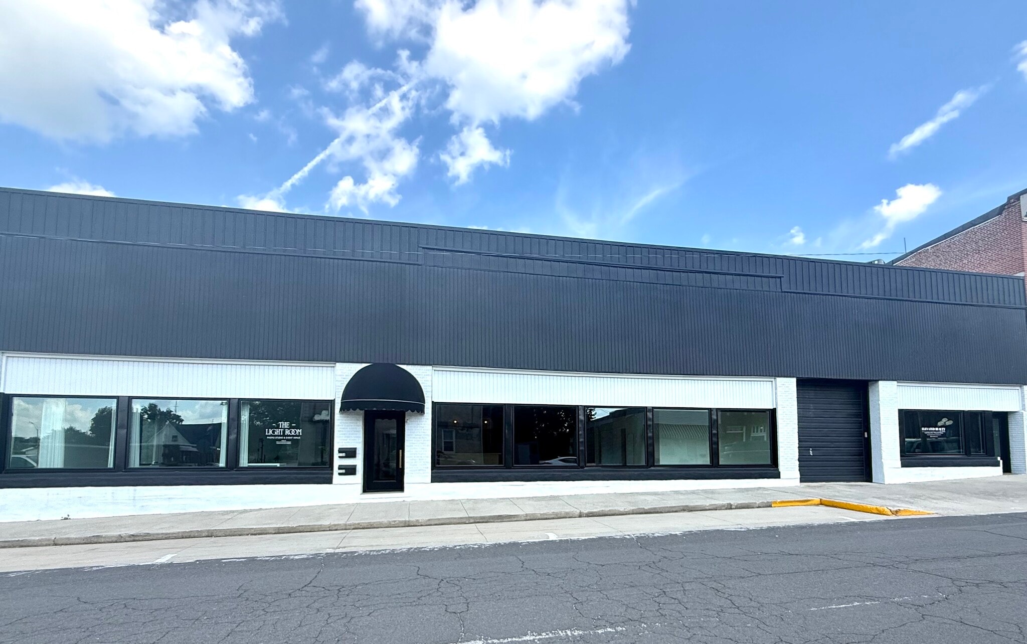 115 N Chestnut St, Le Roy, IL for lease Interior Photo- Image 1 of 8