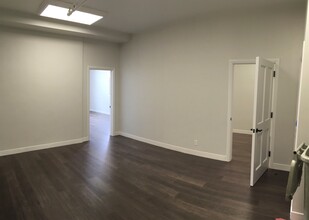 1129 State St, Santa Barbara, CA for lease Interior Photo- Image 2 of 18