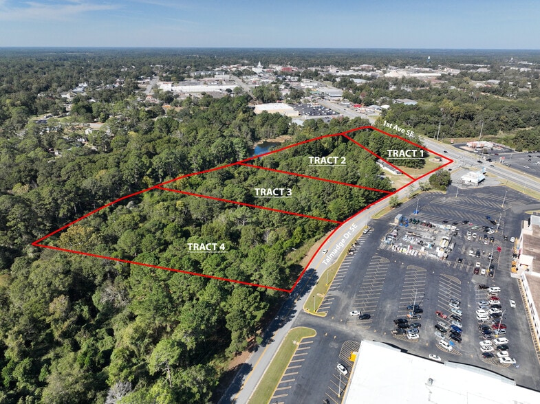 128 Talmadge Dr, Moultrie, GA for sale - Aerial - Image 1 of 6