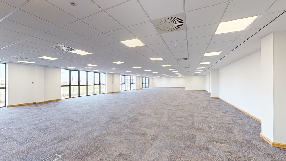 Lincoln Green Way, Doncaster for lease - Matterport 3D Scan - Image 3 of 25