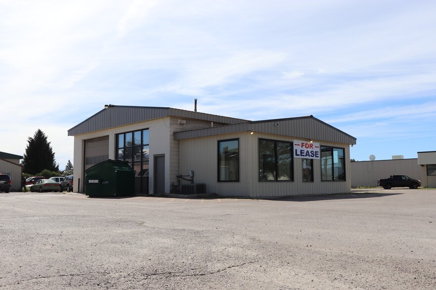 2177 US Highway 2 E, Kalispell, MT for sale - Building Photo - Image 1 of 1