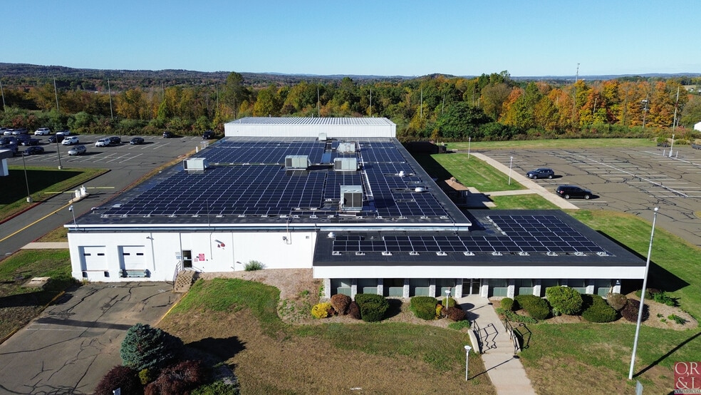 2055 S Main St, Middletown, CT for lease - Building Photo - Image 3 of 25