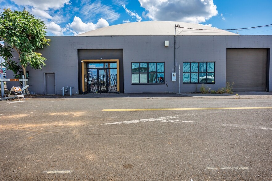 2336 N Randolph Ave, Portland, OR for lease - Building Photo - Image 1 of 29