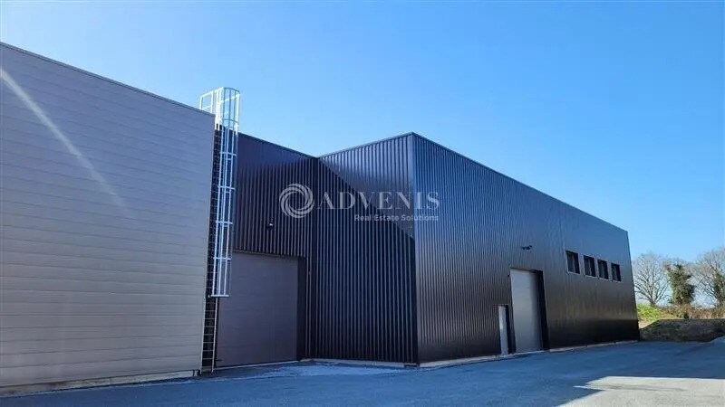 Flex in Couëron for lease Building Photo- Image 1 of 5