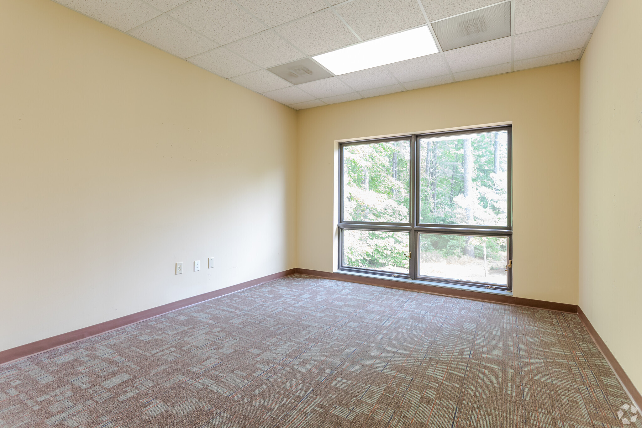 2609 N Duke St, Durham, NC for lease Interior Photo- Image 1 of 6