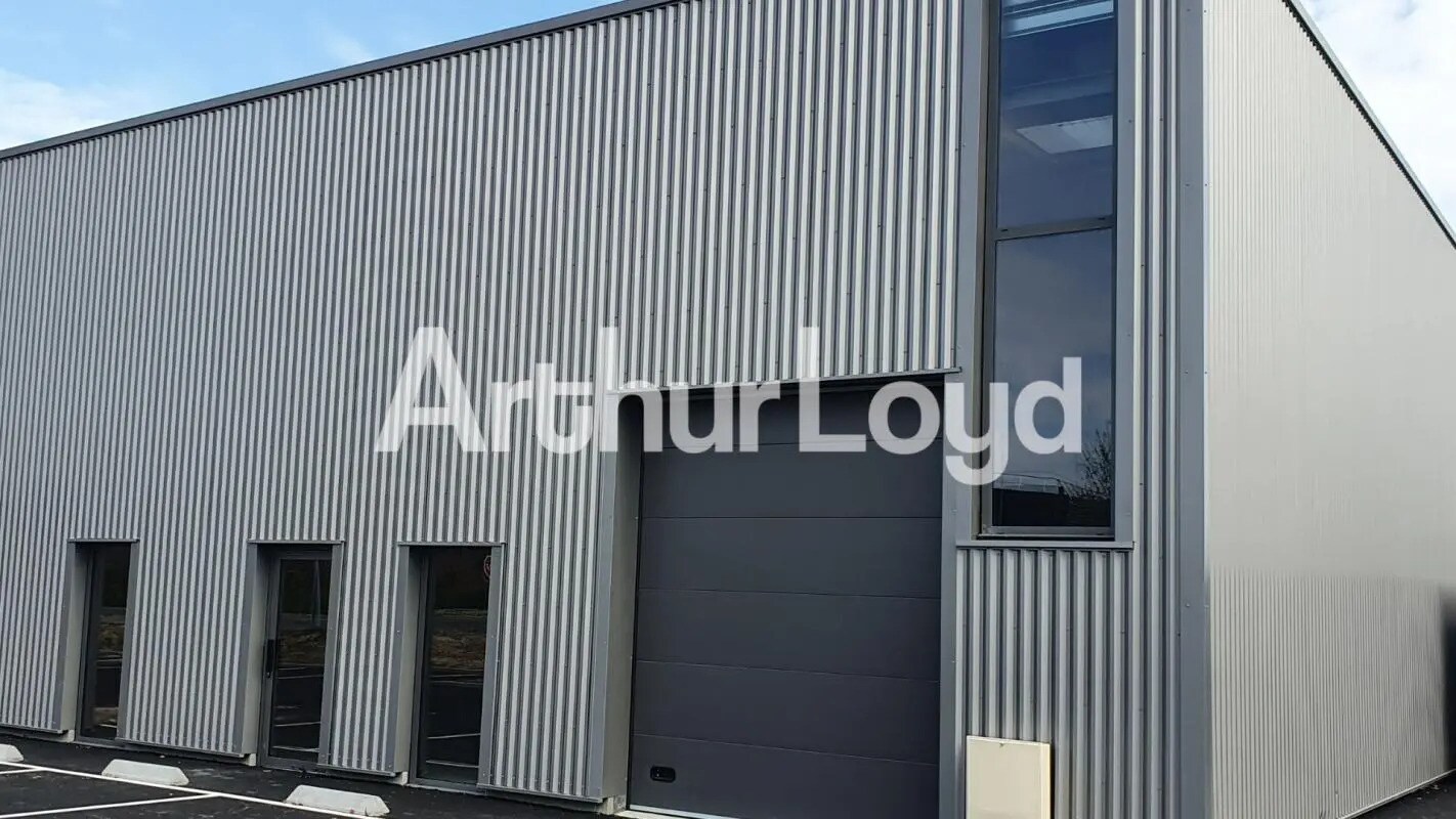 Flex in Fleury-sur-Orne for lease Building Photo- Image 1 of 3