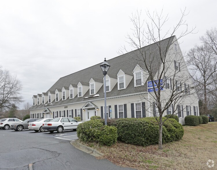 233 S Sharon Amity Rd, Charlotte, NC, 28211 Office Space For Lease