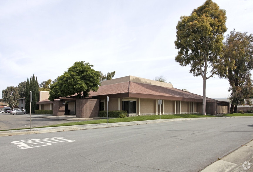 1630 Zanker Rd, San Jose, CA for lease - Primary Photo - Image 1 of 3