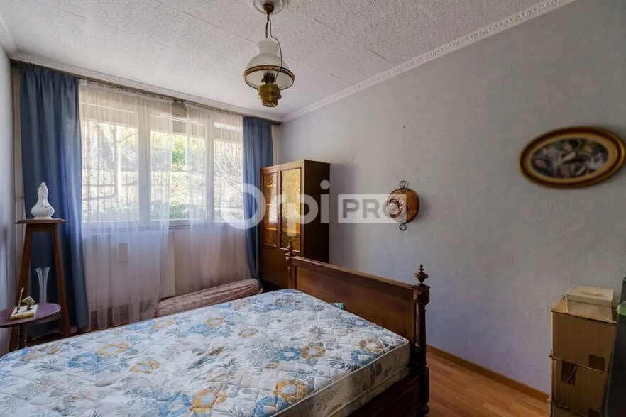 Office in Lyon for sale - Interior Photo - Image 3 of 12