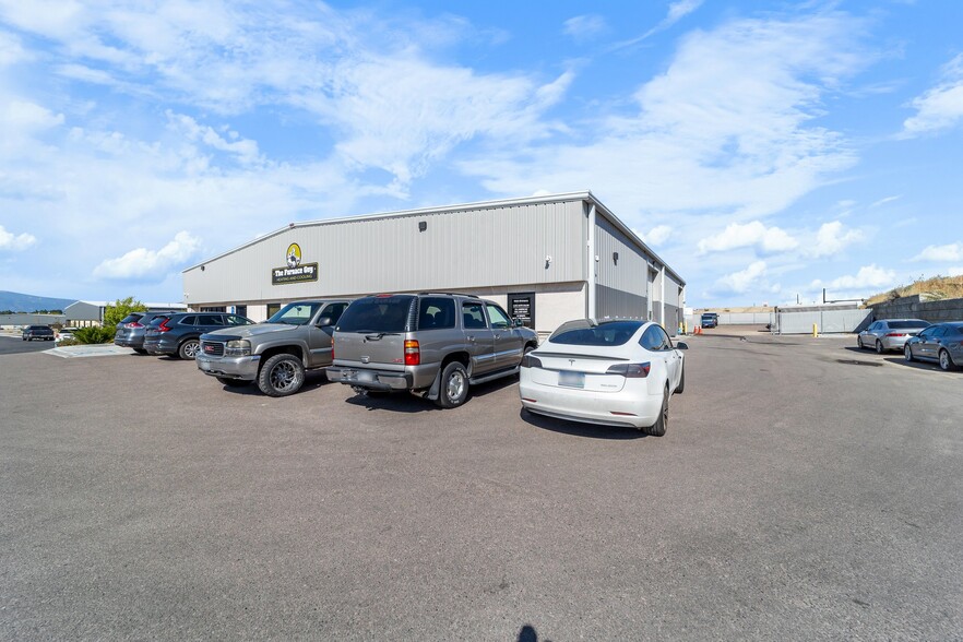 7776 Gary Watson Pt, Colorado Springs, CO for lease - Building Photo - Image 3 of 13