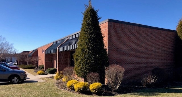 761 Koehler Ave, Ronkonkoma, NY for lease - Primary Photo - Image 2 of 18