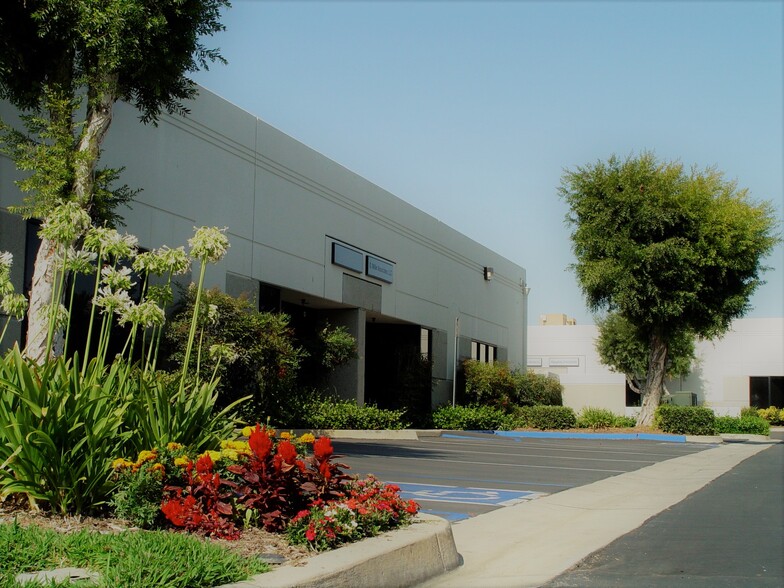 5670 Schaefer Ave, Chino, CA for lease - Building Photo - Image 2 of 6