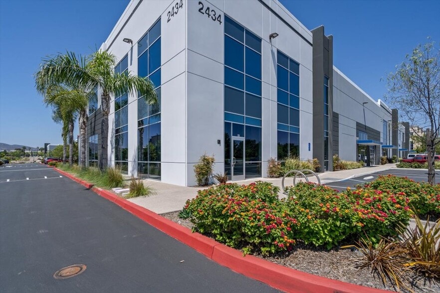 2434 Fenton St, Chula Vista, CA for sale - Building Photo - Image 2 of 16