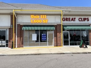 417 W IL Route 173, Antioch, IL for lease Interior Photo- Image 2 of 2