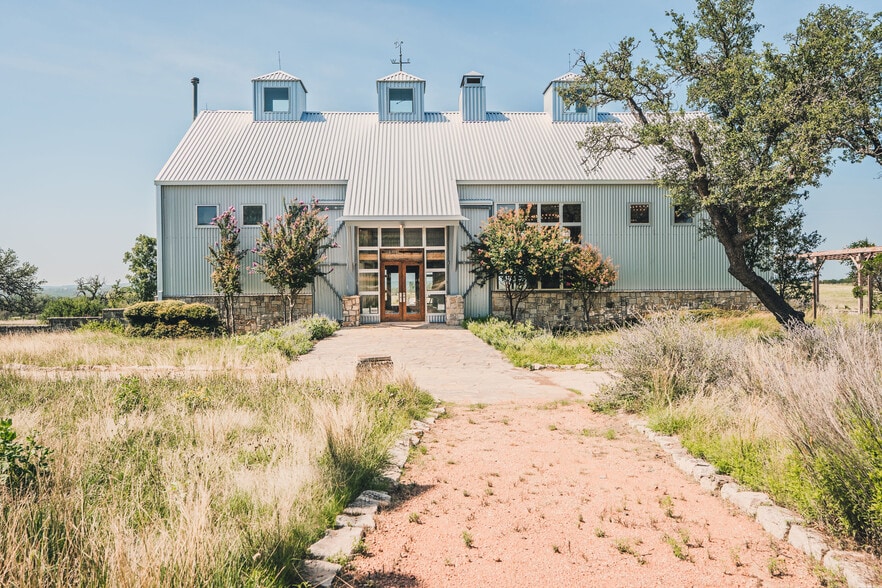 1213 Kott Rd, Fredericksburg, TX for sale - Building Photo - Image 2 of 62