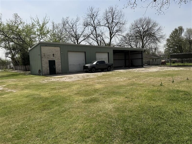9320 Highway 3, Houston, TX for sale - Primary Photo - Image 1 of 9
