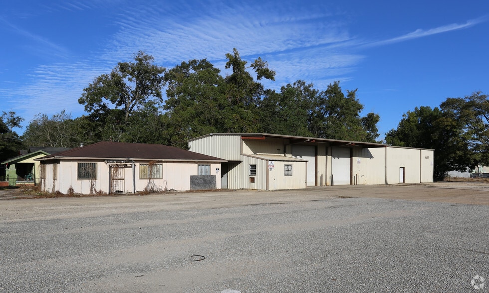 901 Telegraph Rd, Prichard, AL 36610